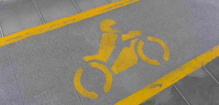 Is Lane Splitting Legal in Virginia